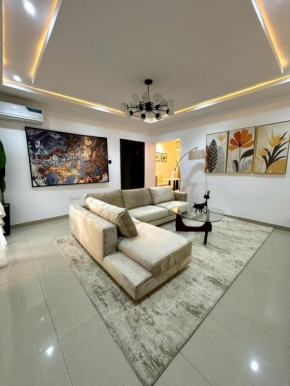 Lovelyns Place